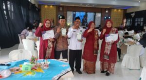 Peneeima penghargaan Kemangi Award 2025