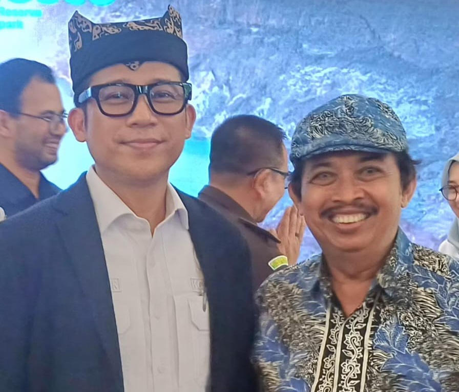 Komisi X DPR RI, Deni Cagur bersama Budayawan Bwi, Ilham Triadi 