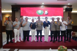 Polda Jatim Terima Paket Sembako dari Budha Tzu Chi untuk Disalurkan Kepada Masyarakat