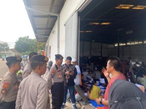 Jamin Keamanan Kertas Suara Polresta Banyuwangi Siagakan Personel 24 Jam di Gudang KPU