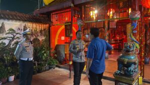 Jamin Perayaan Imlek Kondusif, Polresta Sidoarjo Sebar Personel di Sejumlah Klenteng