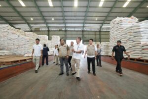 Tim Satgas Pangan Polda Jatim Himbau Masyarakat Tidak Panik, Stok Beras di Jawa Timur Cukup