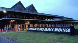 Pembukaan Jalur Penerbangan Umroh di Banyuwangi, Diprediksi Permohonan Paspor Meningkat