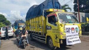 Komisi Pemilihan Umum (KPU) Banyuwangi Mendistribusikan Logistik ke Seluruh Kecamatan