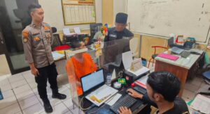 Polisi Berhasil Ungkap Misteri Penyiraman Air Cabai Sopir Taksi Online di Kota Probolinggo,Tersangka Diamankan