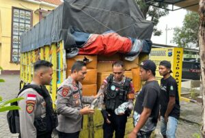 Ciptakan Ramadhan Kondusif, Polres Probolinggo Amankan Ratusan Minuman Keras