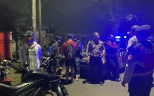 Tiga Atensi Polresta Malang Kota Dalam Patroli Kota Presisi di Bulan Ramadhan