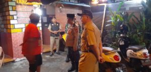 Jaga Kamtibas Ramadan, Forkopimcam Glagah Lakukan Patroli Tempat Hiburan