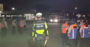 Razia Travel Bodong di Gilimanuk Bali, 19 Kendaraan Ditilang