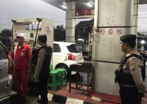 Pastikan Ketersediaan BBM Jelang Mudik Lebaran Polres Magetan Patroli ke SPBU