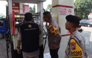 Jelang Mudik Lebaran Polres Pasuruan Kota Gandeng UPTD Metrologi Sidak SPBU Antisipasi Kecurangan