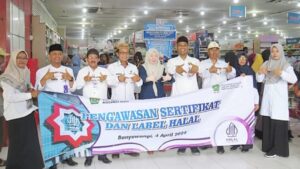 Kemenag Banyuwangi bersama Tim Satgas Halal, Lakukan Pengawasan di Bebeepa Tempat
