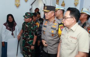 Kapolda Jatim Cek Pospam Lebaran di Ngawi, Pastikan Mudik Ceria Mudik Penuh Makna