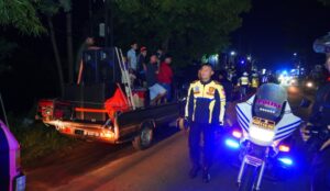 Patroli Gabungan TNI-Polri Jaga Ketertiban Malam Takbir di Ponorogo, 17 Mobil Membawa Sound Horeg Dipulangkan