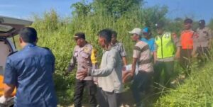 Gercep Polisi dan Relawan Berhasil Evakuasi Korban Mobil Terjun ke Jurang di Mojokerto