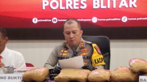 Polres Blitar Berhasil Amankan Pengedar Ganja Kering dan dobel L