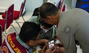 Bakti Kesehatan Polres Ponorogo Gelar Screening Katarak dan Bibir Sumbing
