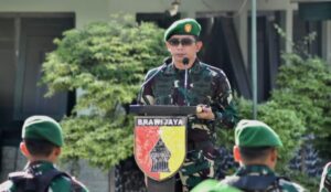 Dandim 0825/Banyuwangi Pimpin Upacara Bendera, Sampaikan Amanat Kepala Staf TNI AD