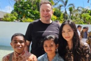 Dapat Pelatihan Difasilitasi Pemkab Banyuwangi, Pelajar SD Desa Ini Bertemu dan Dites oleh Elon Musk