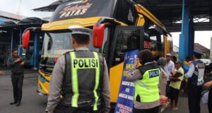 Sukseskan WWF 2024, Personel Gabungan Polres Lumajang Patroli KRYD di Terminal Minak Koncar