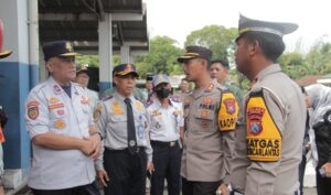 Polres Jember Gelar KRYD di Terminal dan Stasiun Imbangi Ops Puri Agung 2024 Pengamanan WWF di Bali