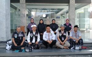 Petugas Haji Kloter SUB-57, 58, dan 59 Berangkat Mendahului Jamaah ke Embarkasi Surabaya