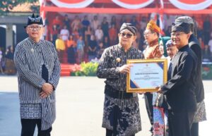Banyuwangi Raih Penghargaan JDIH Terbaik se-Jatim, Bukti Komitmen Pelayanan Informasi Hukum yang Unggul