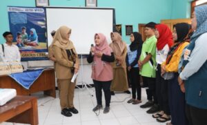 Bupati Ipuk Dorong Implementasi Sekolah Parenting Hingga ke Desa-Desa