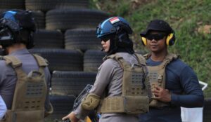 Putri “Bon-Bon”,  Polwan Polres Tuban Pertama Yang Tergabung Dalam Pasukan Perdamaian