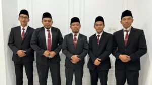 KPU Banyuwangi Resmi Dilantik, Siap Hadapi Tantangan Pemilu 2024 dengan Optimis
