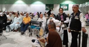 Jamaah Haji Banyuwangi Lansia Kloter SUB-58, Melaksanakan Thawaf Ifadah Menggunakan Golf Cart