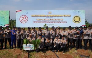 Senyum Warga di Hari Jadi Ikatan Keluarga Dhira Brata 1990 ke-34, Berikan Manfaat Besar untuk Masyarakat Luas dengan Baksos