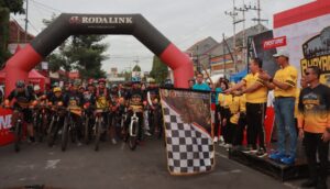 Puncak Lomba HUT Bhayangkara ke-78, Polres Jember Meriah dengan Fun Bike dan Jalan Santai