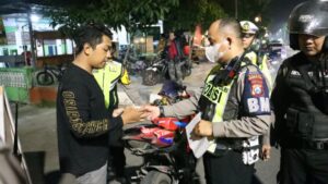 Patroli Skala Besar TNI – Polri Jaga Sitkamtibmas di Kota Mojokerto Jelang 1 Muharam