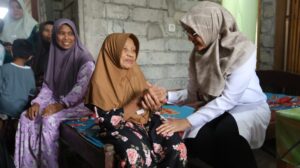 Telah Menyasar 3000 Lansia, Banyuwangi Terus Salurkan Rantang Kasih