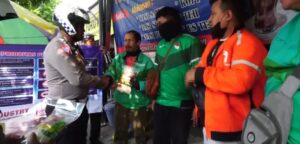 Operasi Patuh Semeru 2024 Sukses Tekan Angka Kecelakaan, Polantas Ngawi Berbagi Sembako