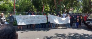 LDKS PIJAR Demo, Desak DPRD Banyuwangi Beri Rekomendasi Copot Jabatan Jaenuri Sebagai Kecabdin Pendidikan Jatim