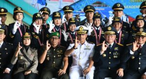 Dandim 0825/Banyuwangi Hadiri Wisuda Perwira Transportasi Udara Akademi Penerbangan Indonesia Banyuwangi
