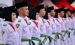Berlangsung Khidmat, Bupati Ipuk Kukuhkan Anggota Paskibraka Banyuwangi 2024