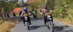 Ciptakan Kamtibmas Kondusif Jelang Pilkada 2024, Polres Sampang Gelar Patroli Skala Besar