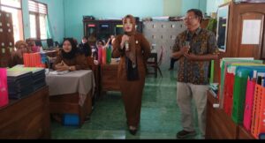 Guru SMPN 2 Rogojampi Ikuti Bimtek Strategi Pemulihan Pembelajaran untuk Hadapi Tantangan Global