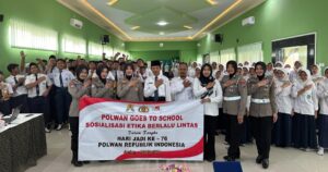 HUT Polwan ke-76, Polres Jember Gelar Program “Polwan GOES To School”,  Edukasi Cerdas dan Bijak dalam Bermedia Sosial 