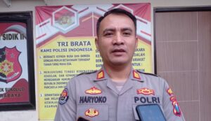 Klarifikasi Polrestabes Surabaya Terkait Viral Video Polwan Tegur Pria yang Sedang Makan