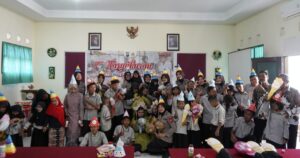 Peduli Kaum Difabel Polres Probolinggo Tasyakuran Hari Jadi Polwan ke–76 di SLB Kraksaan