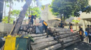 Jumat Bersih; Polresta Banyuwangi Gencarkan Korve Untuk Tingkatkan Kebersihan Markas