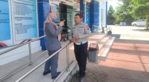 Pelayanan Humanis Personil Lantas, Sebagai Pemandu Kepada Setiap Pemohon SIM di Satpas Polresta Banyuwangi