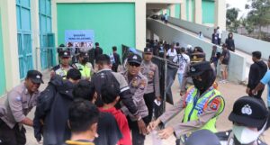 Polres Tuban Libatkan Ratusan Personel Gabungan, Pertandingan Liga 2 Persela VS Deltras Berlangsung Kondusif