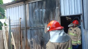 Kebakaran Gudang Belakang Toko di Rogojampi, Beruntung Tidak Menyebar