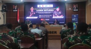 Kapolres Jember Bersama Dandim 0824 Ikuti Dialog Interaktif Luar Studio RRI: Sinergitas TNI-Polri Antisipasi Kerawanan Pilkada 2024