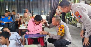 Peduli Disabilitas, Polres Bondowoso Peringati Harlantas Bhayangkara ke – 69 di SDLB